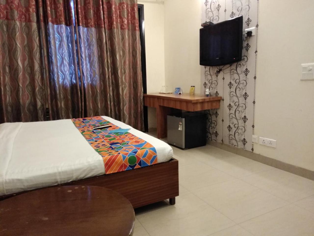 Fabhotel Signature Cyber Park Delhi  Camera foto