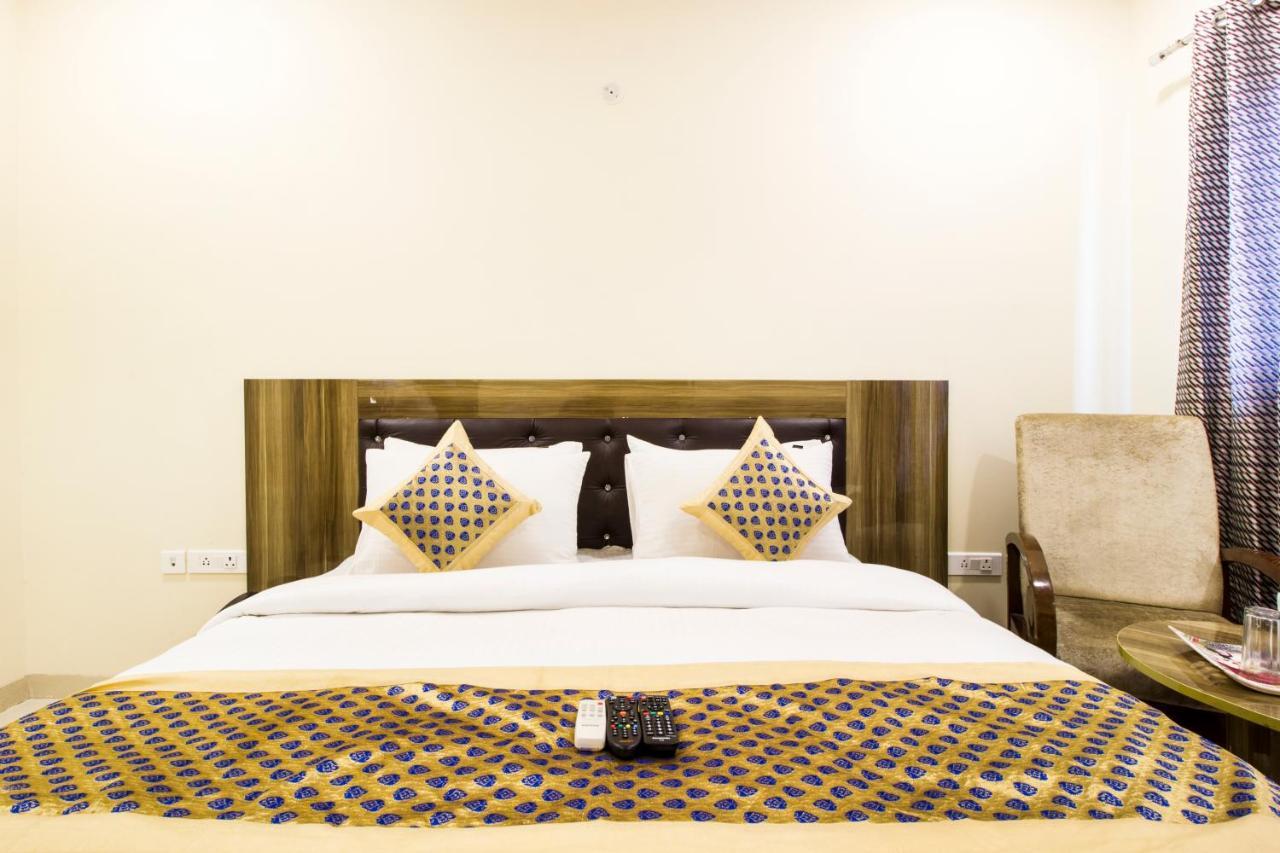 Fabhotel Signature Cyber Park Delhi  Esterno foto