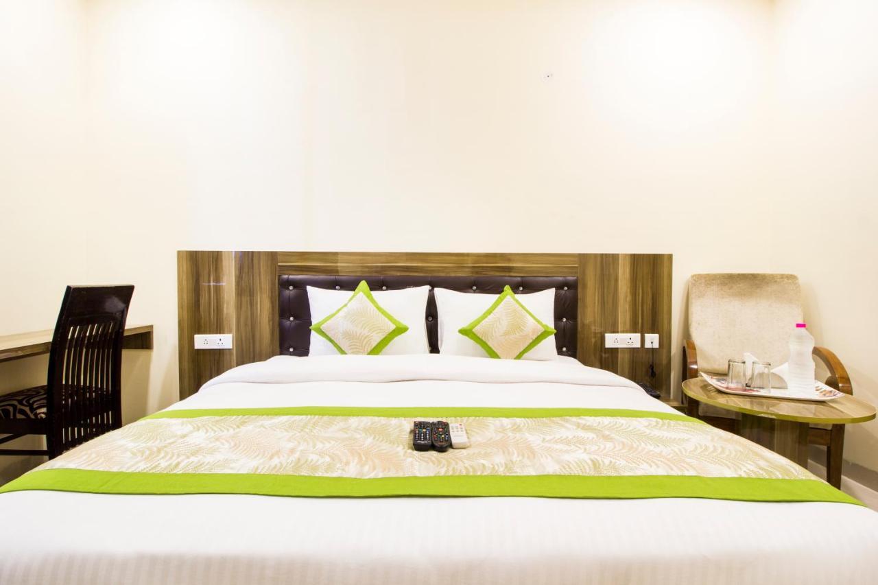 Fabhotel Signature Cyber Park Delhi  Esterno foto