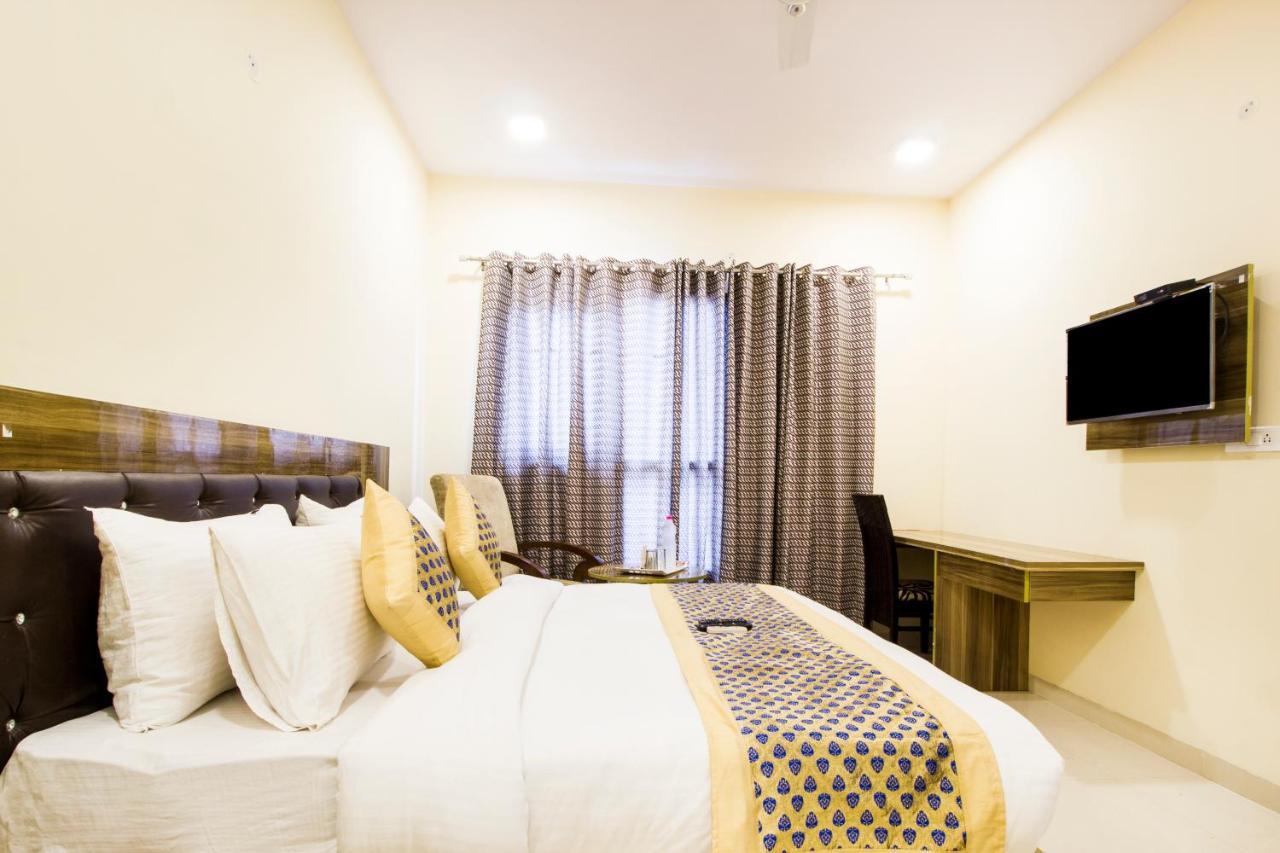 Fabhotel Signature Cyber Park Delhi  Esterno foto