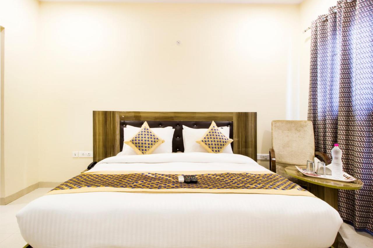 Fabhotel Signature Cyber Park Delhi  Esterno foto