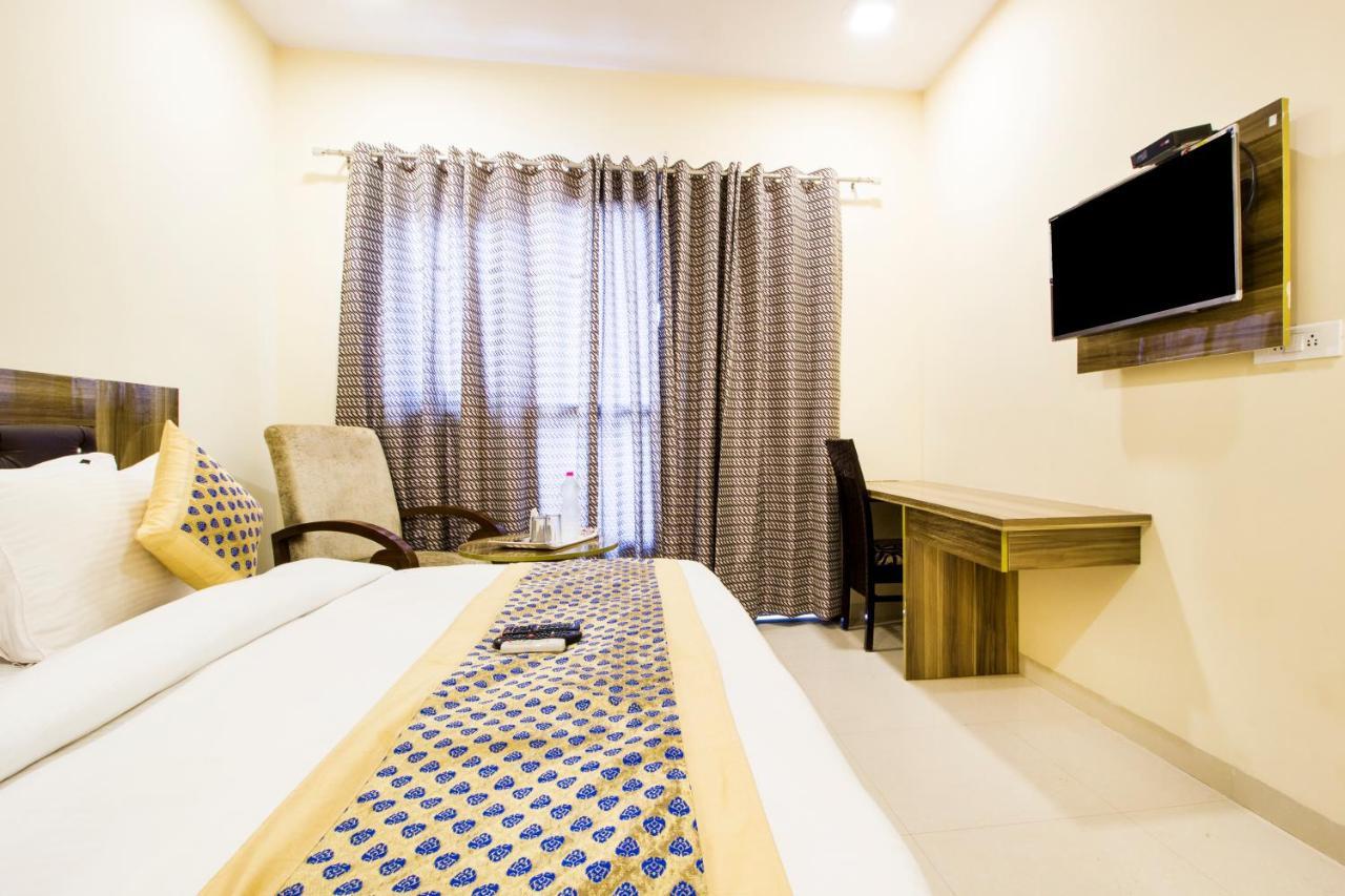 Fabhotel Signature Cyber Park Delhi  Esterno foto