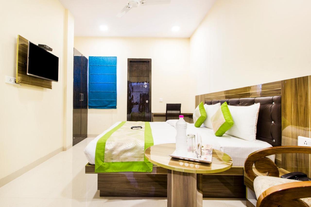Fabhotel Signature Cyber Park Delhi  Esterno foto
