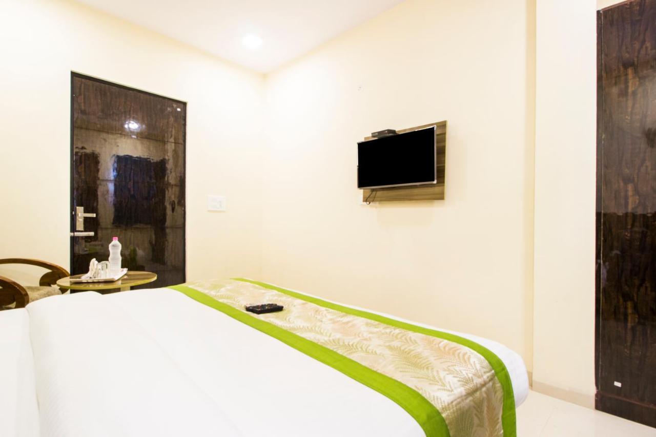 Fabhotel Signature Cyber Park Delhi  Esterno foto