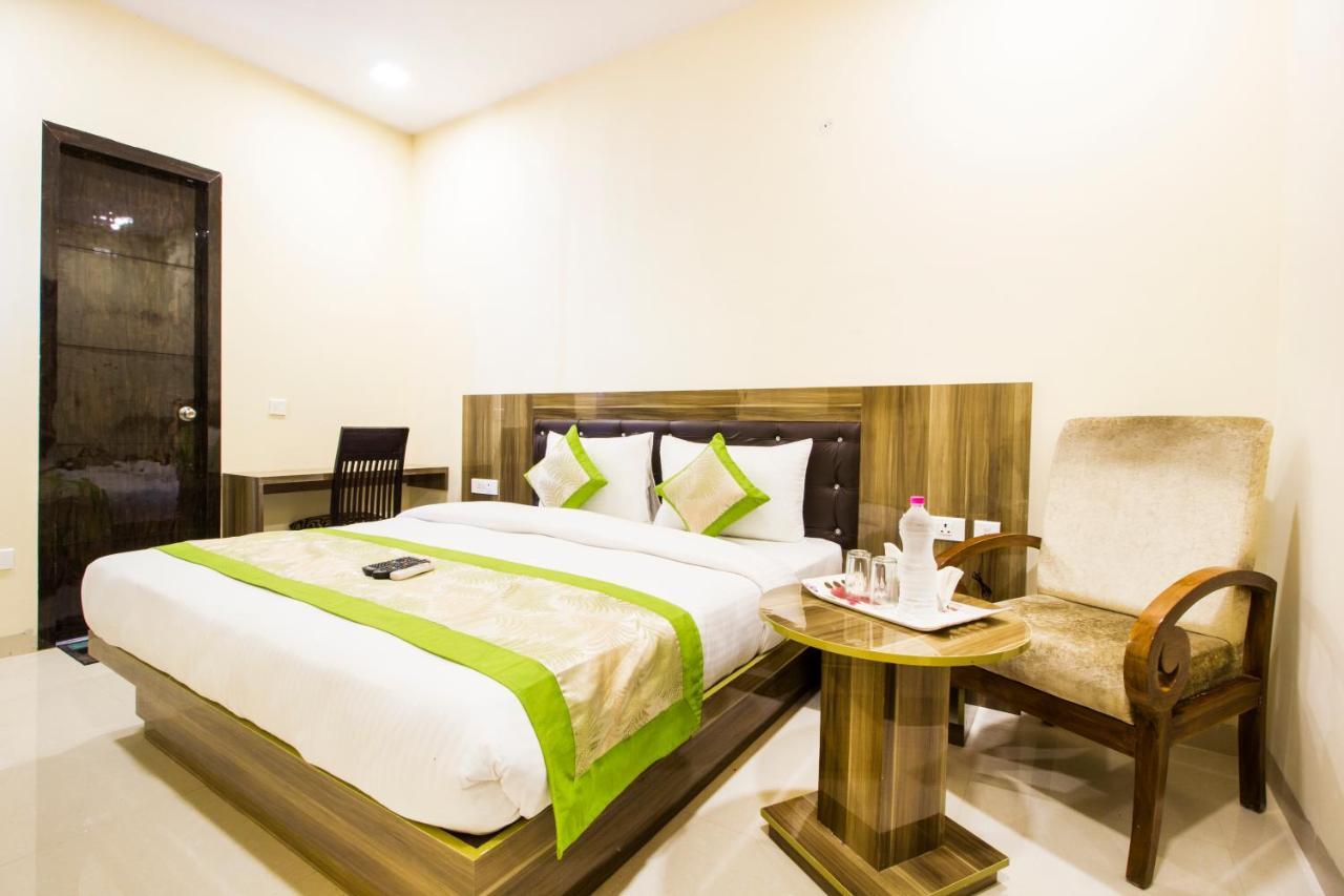 Fabhotel Signature Cyber Park Delhi  Esterno foto