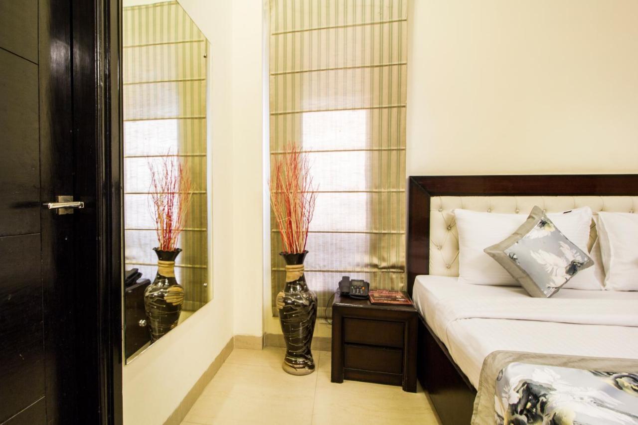 Fabhotel Signature Cyber Park Delhi  Esterno foto
