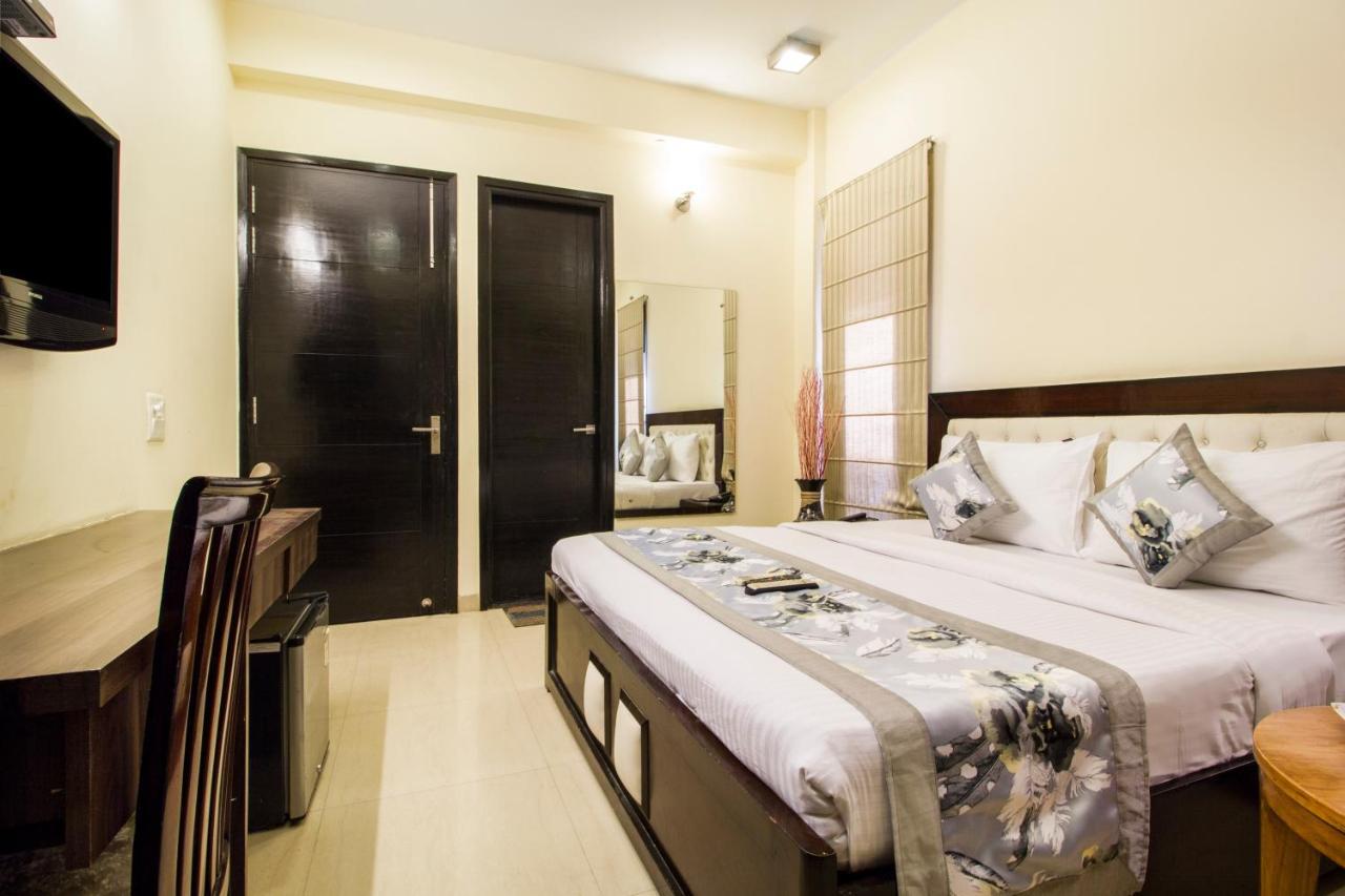 Fabhotel Signature Cyber Park Delhi  Esterno foto