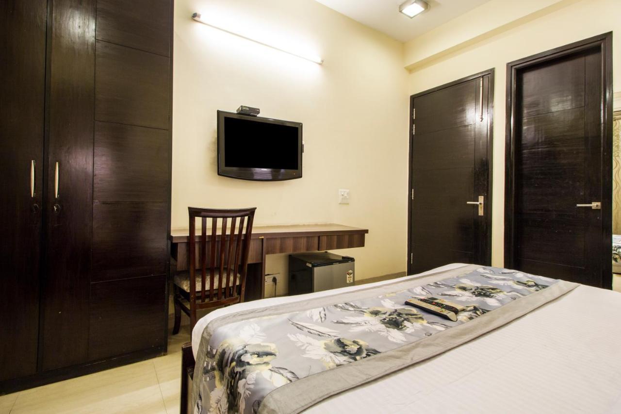 Fabhotel Signature Cyber Park Delhi  Esterno foto
