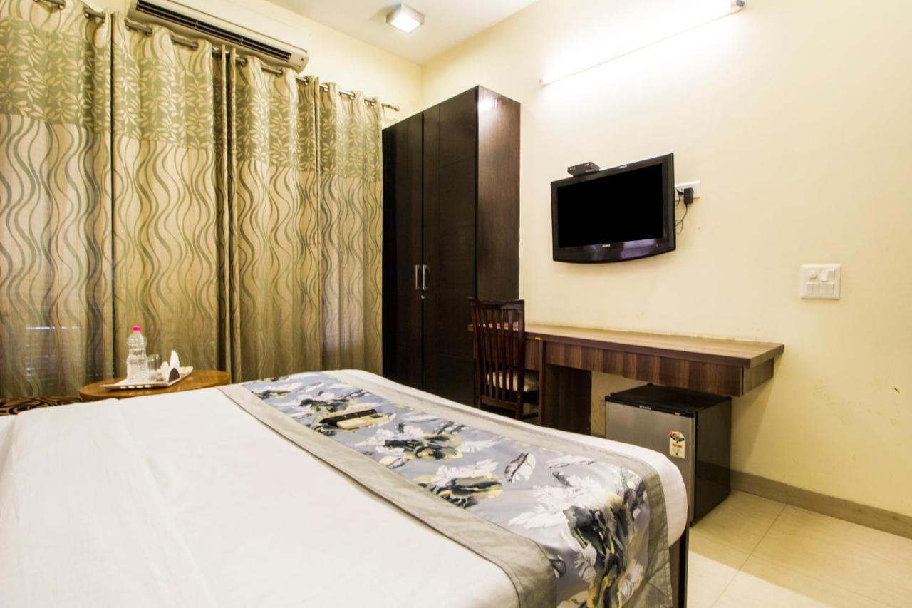 Fabhotel Signature Cyber Park Delhi  Esterno foto
